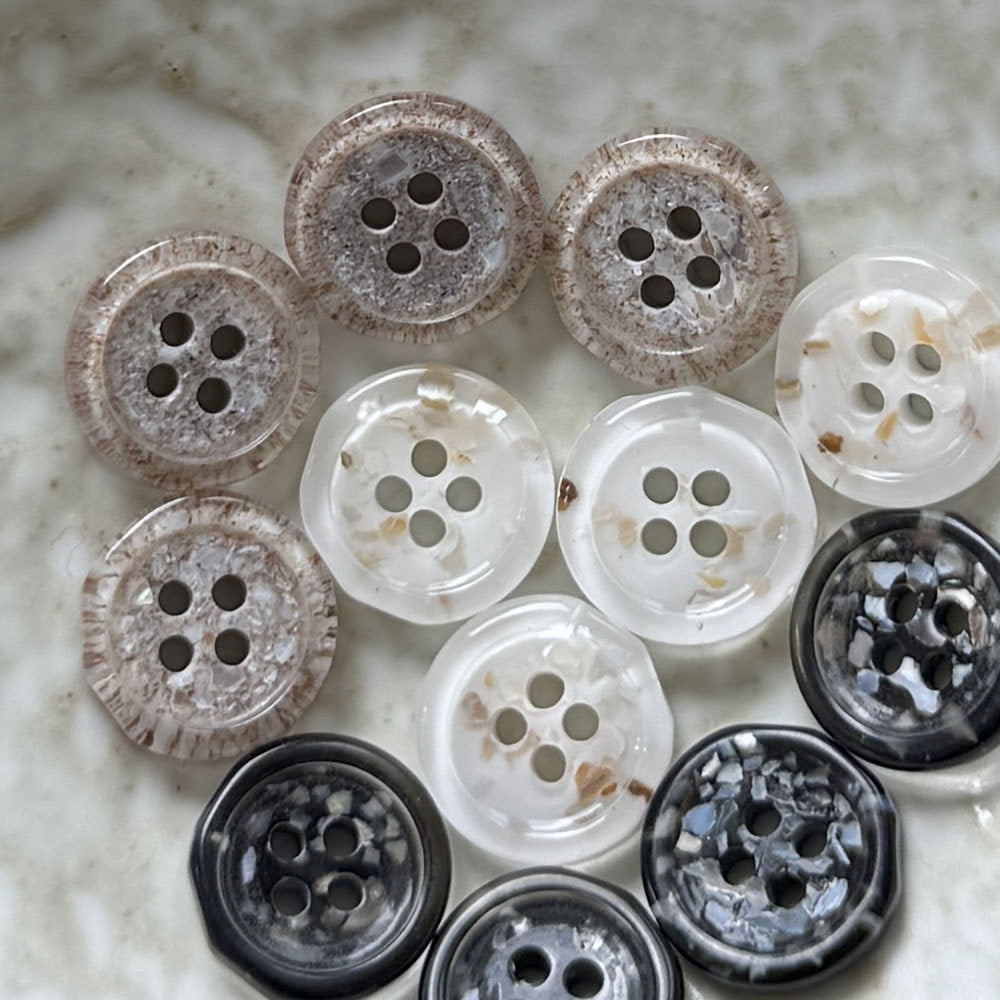 Sandy Pearl Buttons